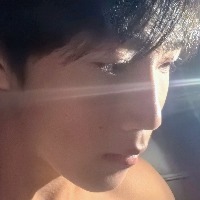 生来热闹性喜孤独