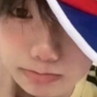 轻纱拂袖一眸笑